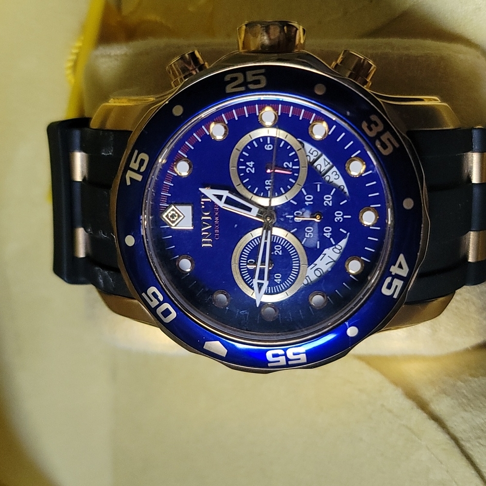 Invicta 18K  gold Watch NEW IN BOX